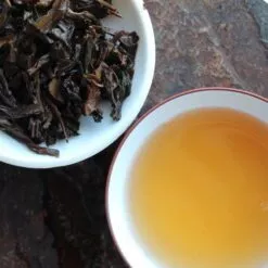 thé pu'er fermenté à Taiwan, vieux thé 20 ans