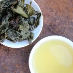 feuilles infusées oolong Pinglin